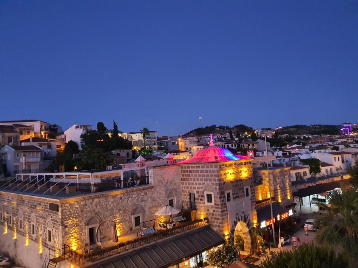 Cesme Kanuni Kervansaray Historical Hotel Екстер'єр фото