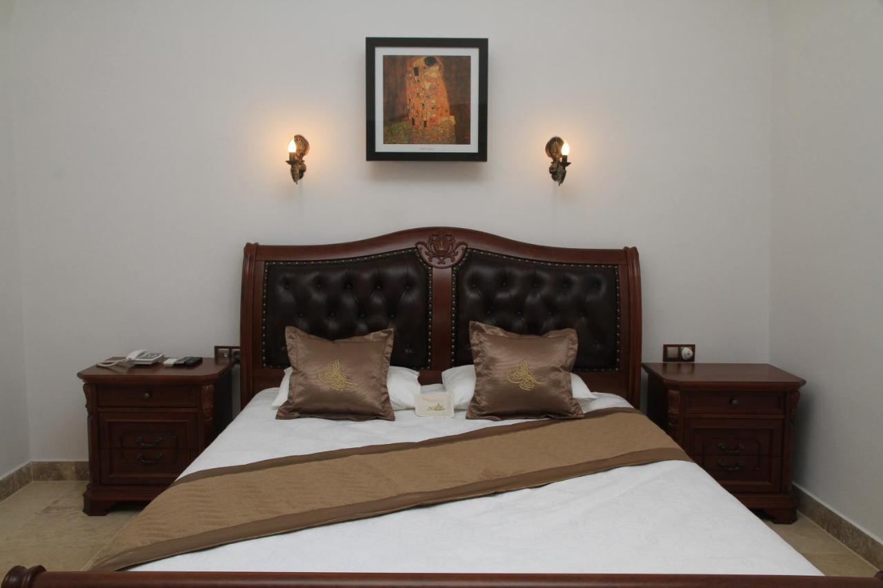 Cesme Kanuni Kervansaray Historical Hotel Екстер'єр фото